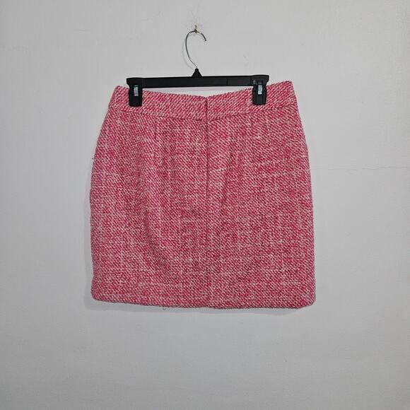 Pink Tweed/Wool Banana Republic Mini Skirt. Size 6 - Picture 2 of 5